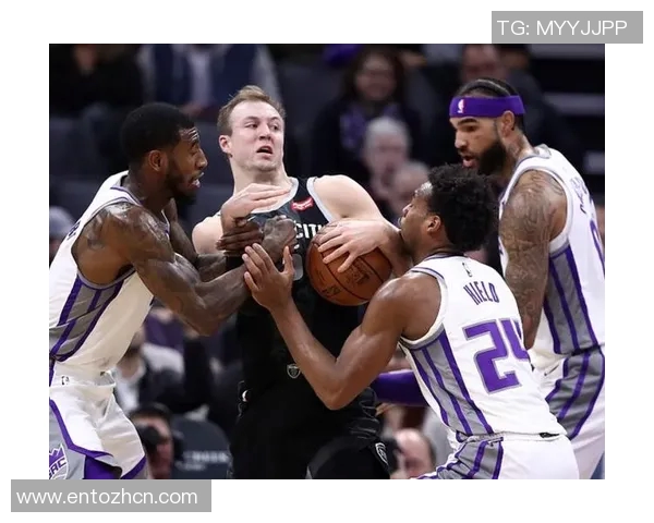勇士与马刺激战正酣全场直播精彩瞬间回顾与分析
