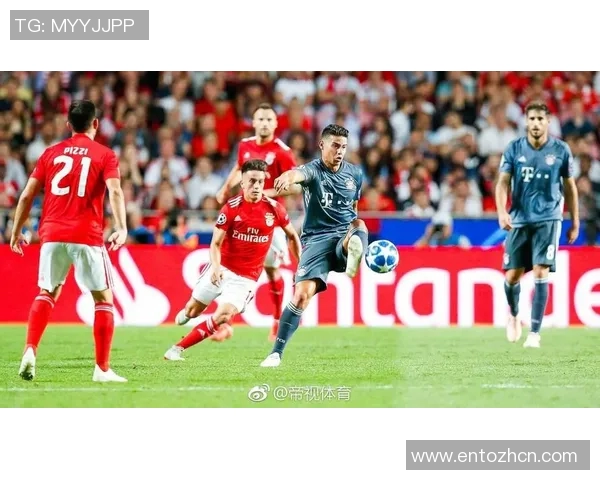 皇马与曼联精彩对决直播回放全程回顾与分析