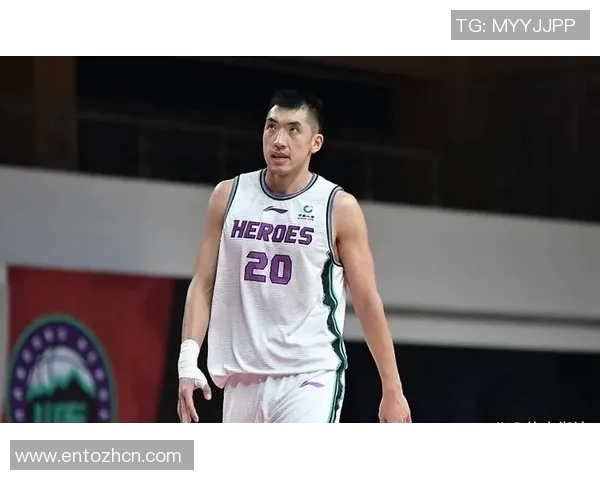 陶汉林：从篮球新星到职业生涯巅峰的励志故事与成长历程