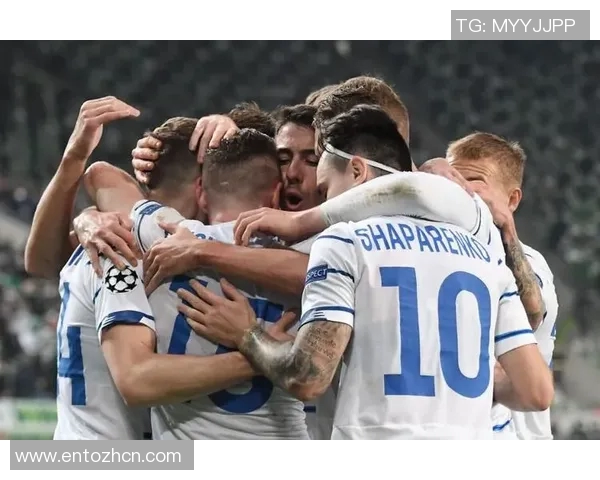 巴萨对决巴黎詹俊解说精彩瞬间回顾与分析